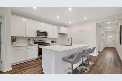 1110 Bluebell Lane, Bartlett, IL 60103 - Photo 3