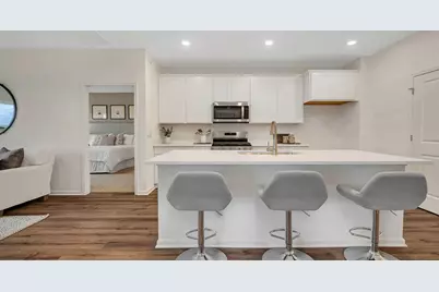 1110 Bluebell Lane, Bartlett, IL 60103 - Photo 5