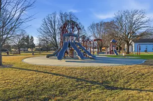 100 Deborah Ln, Wheeling, IL 60090 - Photo 21