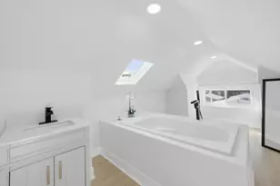 5544 S California Ave, Chicago, IL 60629 - Photo 17