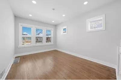 5544 S California Avenue, Chicago, IL 60629 - Photo 3