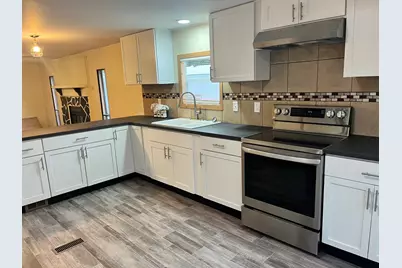 38455 N Sheridan Road #732, Beach Park, IL 60087 - Photo 5