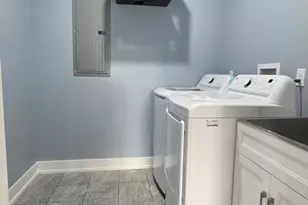 859 John St, Bensenville, IL 60106 - Photo 17