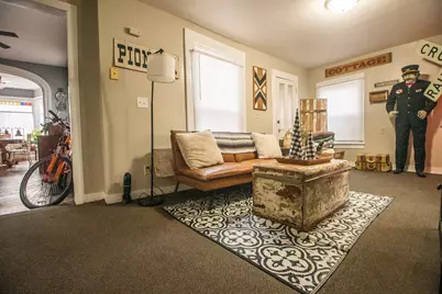 402 S Ottawa Avenue, Dixon, IL 61021 - Photo 17