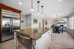 615 Windridge Ct, Naperville, IL 60540 - Photo 7