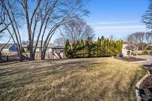 615 Windridge Ct, Naperville, IL 60540 - Photo 33