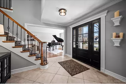 615 Windridge Court, Naperville, IL 60540 - Photo 3