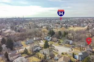 5081 Adele Dr, Gurnee, IL 60031 - Photo 9