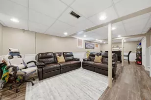 10749 S Cook Ave, Oak Lawn, IL 60453 - Photo 33