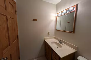 27 Winrock Rd, Montgomery, IL 60538 - Photo 15