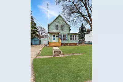 1607 S Highland Avenue, Freeport, IL 61032 - Photo 1