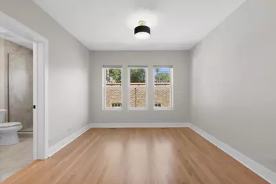 2416 W Morse Avenue, Chicago, IL 60645 - Photo 33