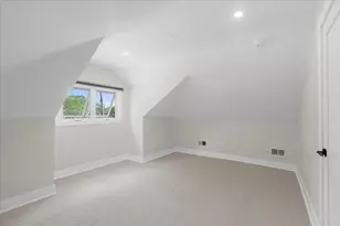 2416 W Morse Ave, Chicago, IL 60645 - Photo 35