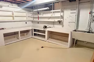 719 12th St, Peru, IL 61354 - Photo 15