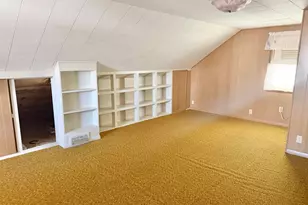 719 12th St, Peru, IL 61354 - Photo 9