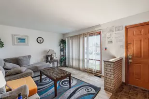 15634 Avalon Ave, South Holland, IL 60473 - Photo 5