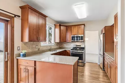 2100 Hammel Avenue, Aurora, IL 60504 - Photo 7