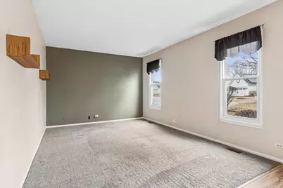 2100 Hammel Avenue, Aurora, IL 60504 - Photo 9