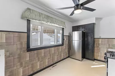 17714 Burnham Avenue, Lansing, IL 60438 - Photo 7