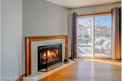 3049 Renard Lane, Saint Charles, IL 60175 - Photo 7