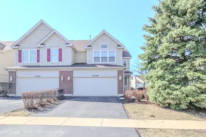 3049 Renard Lane, Saint Charles, IL 60175 - Photo 3
