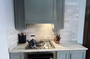 1372 E 57th St, Chicago, IL 60637 - Photo 7