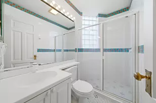 849 W Newport Ave, Chicago, IL 60657 - Photo 13