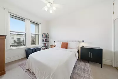 849 W Newport Avenue, Chicago, IL 60657 - Photo 15