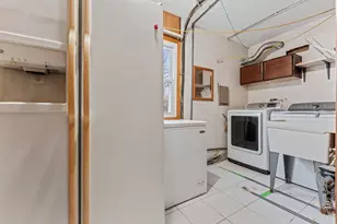 1115 Old Mill Ln, Hanover Park, IL 60133 - Photo 11