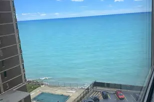 6301 N Sheridan Rd, Chicago, IL 60660 - Photo 17