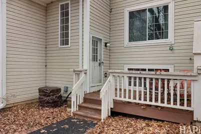 283 W Whispering Oaks Lane, Round Lake, IL 60073 - Photo 3