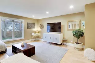 311 Brainerd Ave, Libertyville, IL 60048 - Photo 9