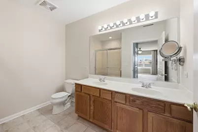 14 S Prospect Street #402, Roselle, IL 60172 - Photo 19