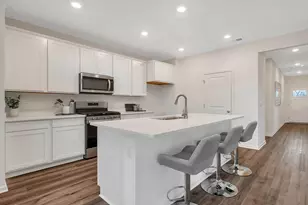 1112 Bluebell Ln, Bartlett, IL 60103 - Photo 9