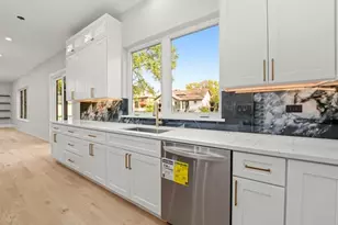 7137 S 87th Ave, Justice, IL 60458 - Photo 11