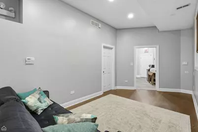 4124 N Lincoln Avenue, Chicago, IL 60618 - Photo 11