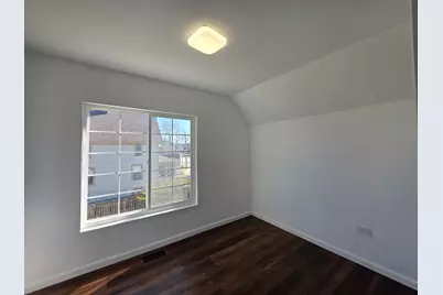 122 Hawley Street, Grayslake, IL 60030 - Photo 17