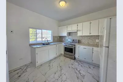 122 Hawley Street, Grayslake, IL 60030 - Photo 9