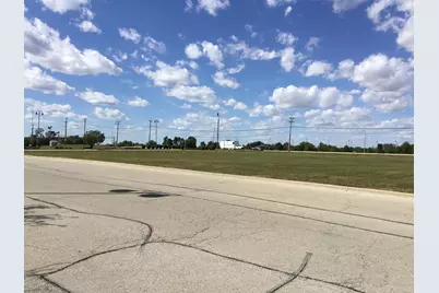 550 E Laraway Road, New Lenox, IL 60451 - Photo 3