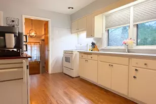 10813 S Artesian Ave, Chicago, IL 60655 - Photo 7