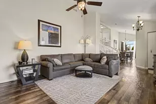 410 Heritage Ln, Plano, IL 60545 - Photo 5