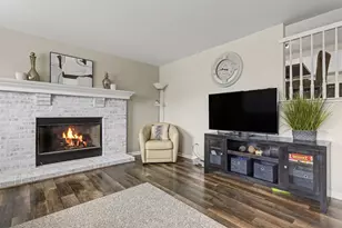 410 Heritage Ln, Plano, IL 60545 - Photo 11