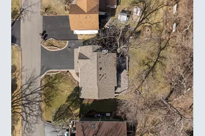 203 Valley Drive, Oakwood Hills, IL 60013 - Photo 27