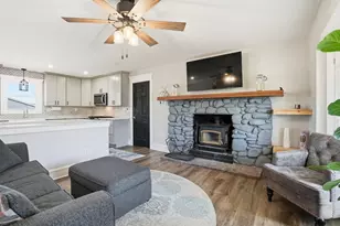 911 Somerset St, New Lenox, IL 60451 - Photo 3