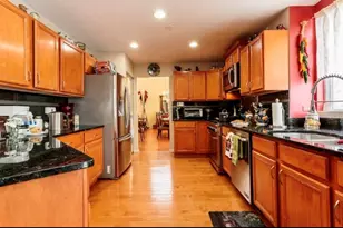 671 Wintergreen Cir, Naperville, IL 60540 - Photo 5