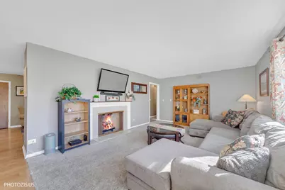 6315 Walkup Lane, Crystal Lake, IL 60012 - Photo 13