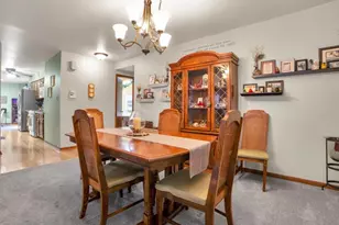 1102 E Ardyce Ln, Mount Prospect, IL 60056 - Photo 7