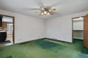 4220 18th Ave, Moline, IL 61265 - Photo 23