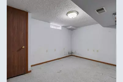 4220 18th Avenue, Moline, IL 61265 - Photo 39