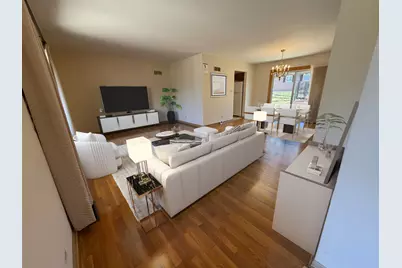 618 Crescent Drive, Downers Grove, IL 60516 - Photo 3